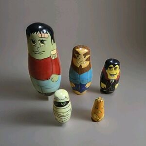 Vintage Halloween Wooden Painted Nesting Dolls Frankenstein Werewolf Mummy